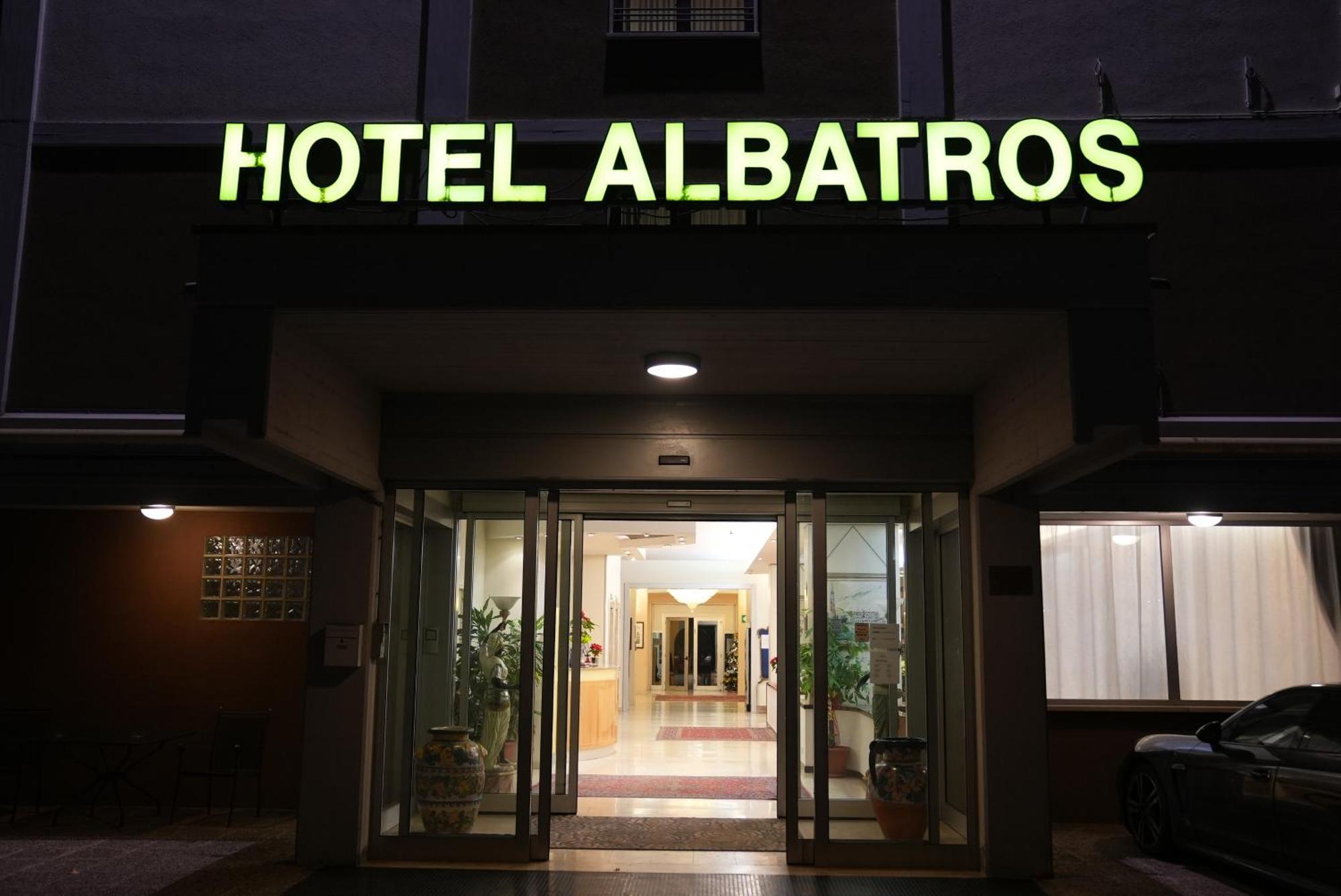 Hotel Albatros Mestre Luaran gambar
